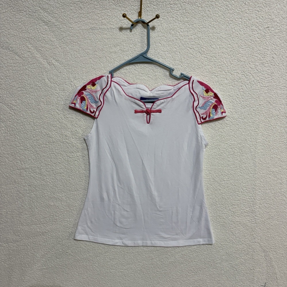 Viva Girls Large Embroidered Tshirt
